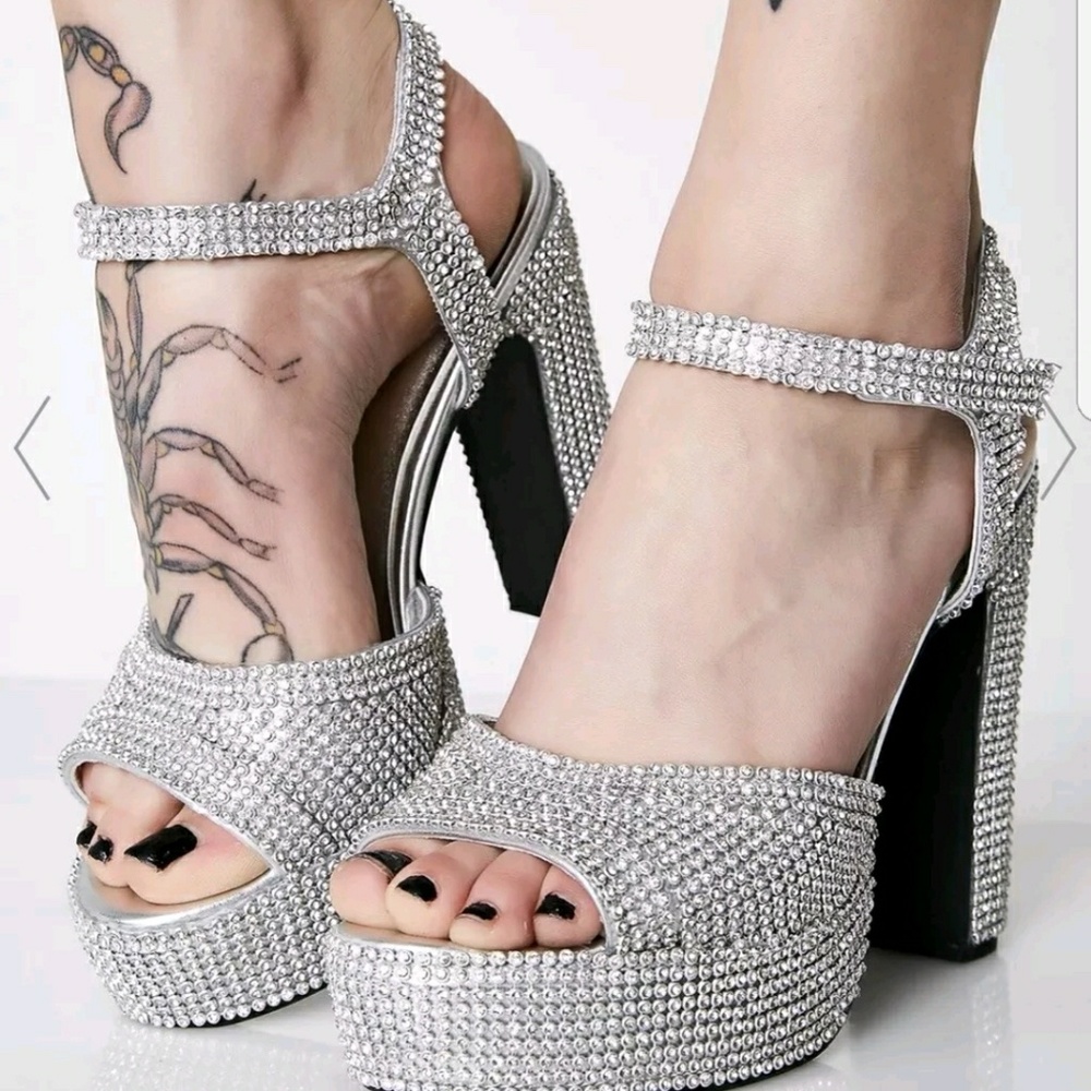 Iso dolls kill princess platforms size 7